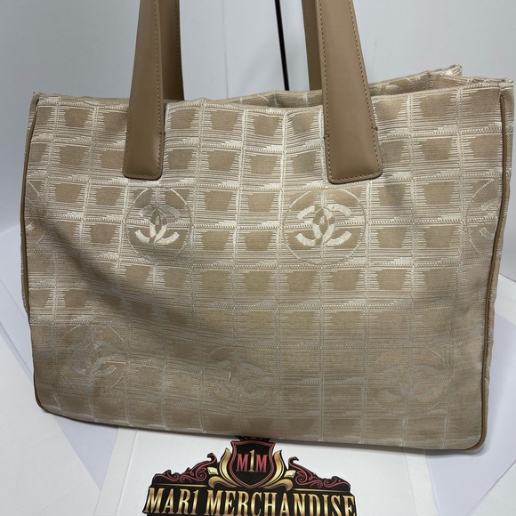 Chanel Travel Line Tote Bag - Picture 8 of 16